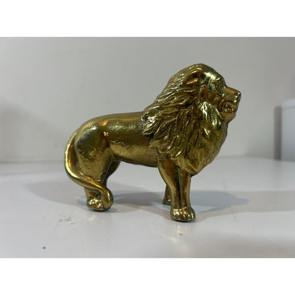Antique Vintage Brass Tone Cast Iron Lion Coin Bank 4" x 5" - Picture 2 of 4